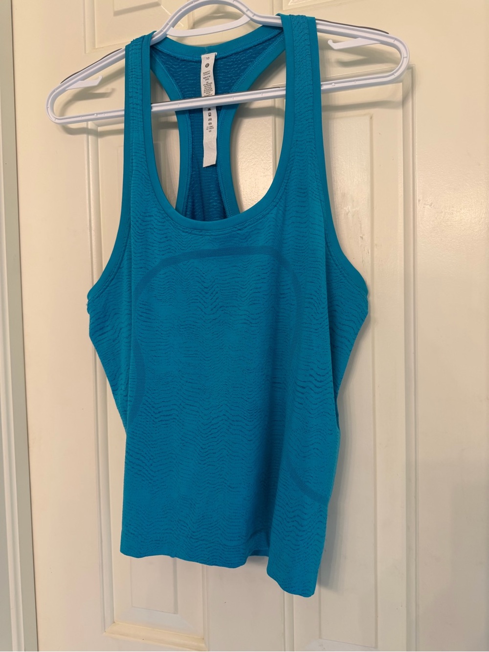 lululemon athletica turquoise racerback tank
